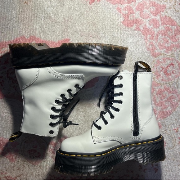 white jadon doc martens 🐇 - Picture 2 of 7